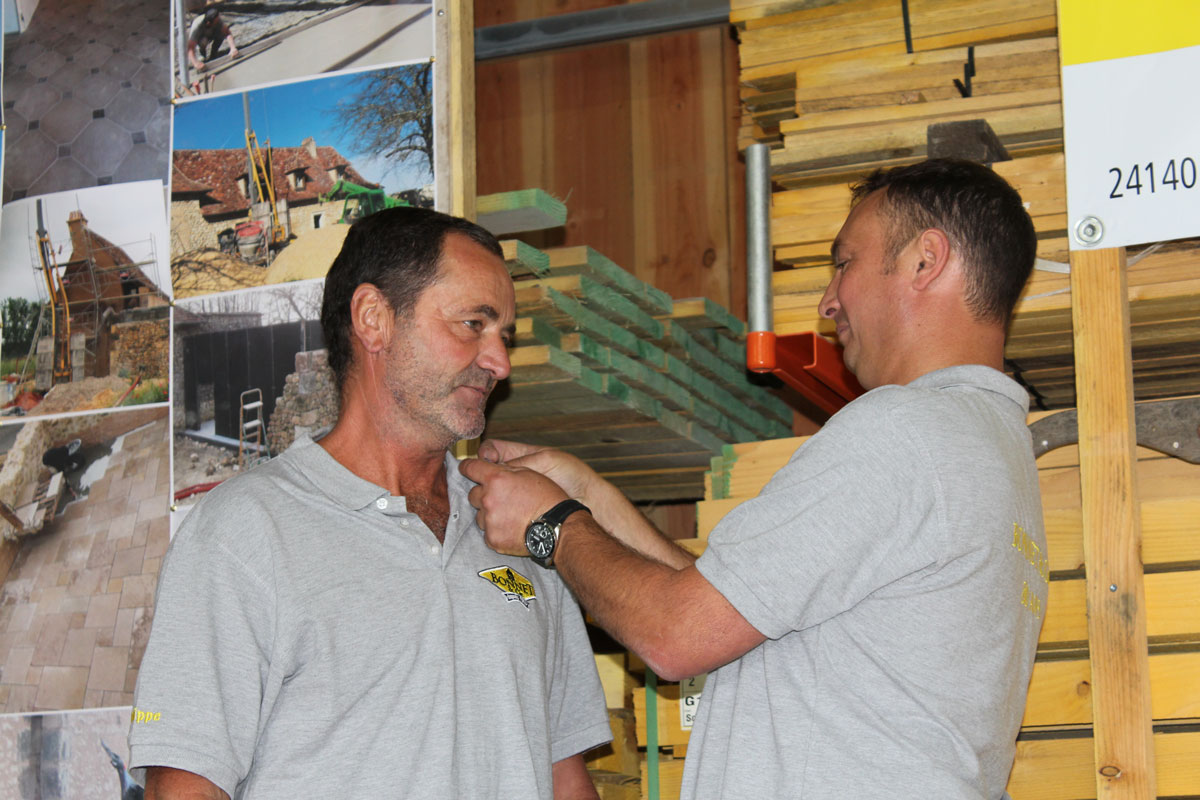 Remise de la médaille du travail à Philippe